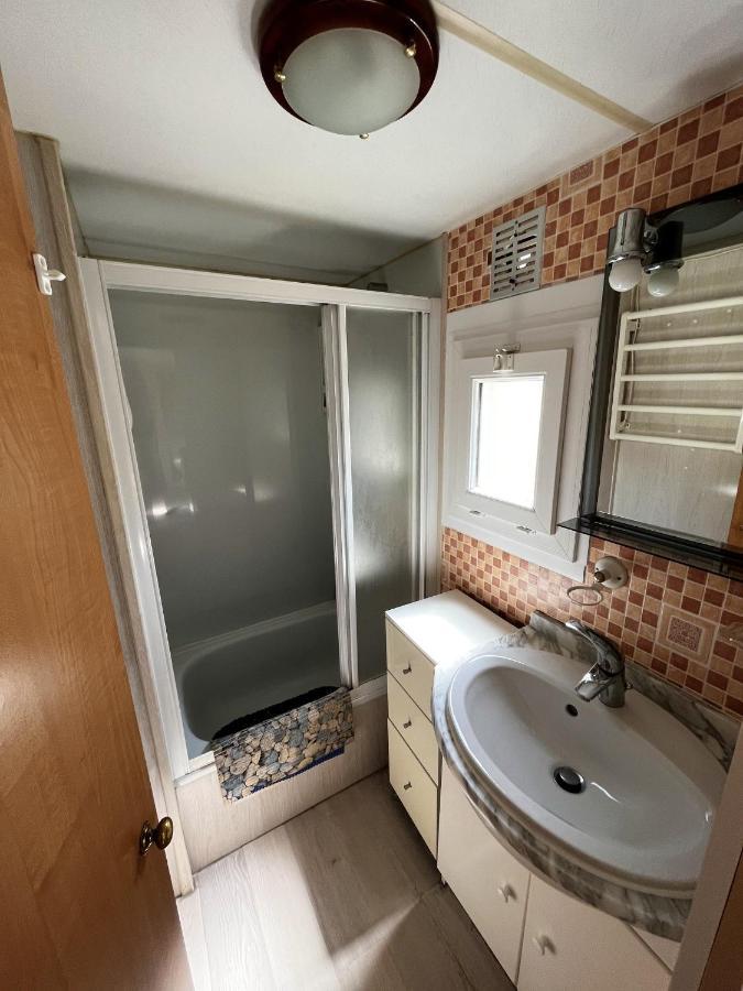 Bungalow Charmant A Cauterets Avec Vue Sur La Montagne Εξωτερικό φωτογραφία